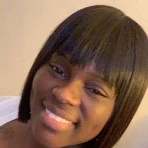 Meet your Posher, Veronica